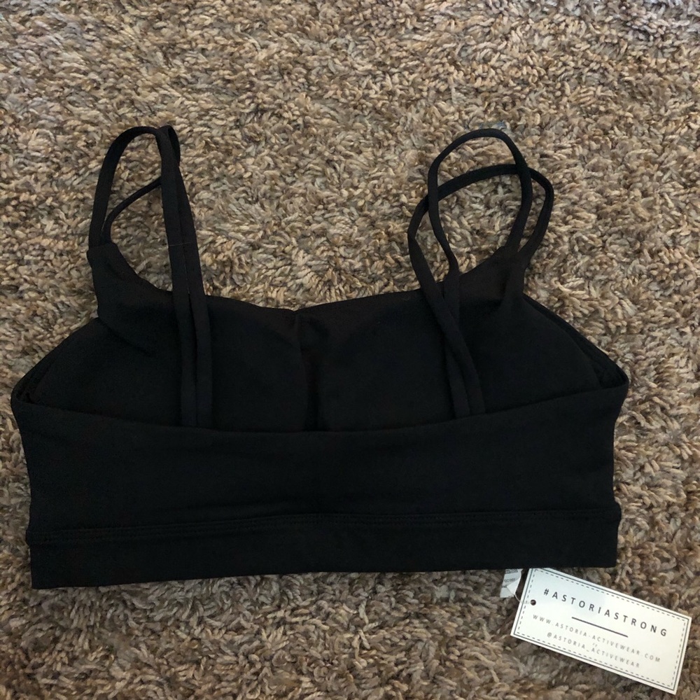 Astoria LUXE Max Support Sports Bra - Size M and L - Picture 5 of 7
